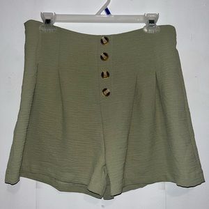 NEW SHEIN High-Waisted, Pleated, Pale Green Shorts